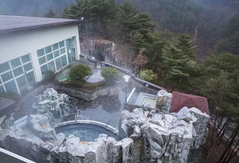Lomakeskus Dukgu Oncheon Condo