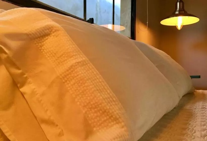 تختخواب و صبحانه Casa Sucre