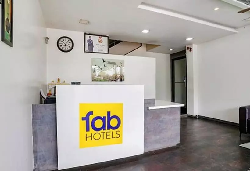 Fabhotel Leo Pride