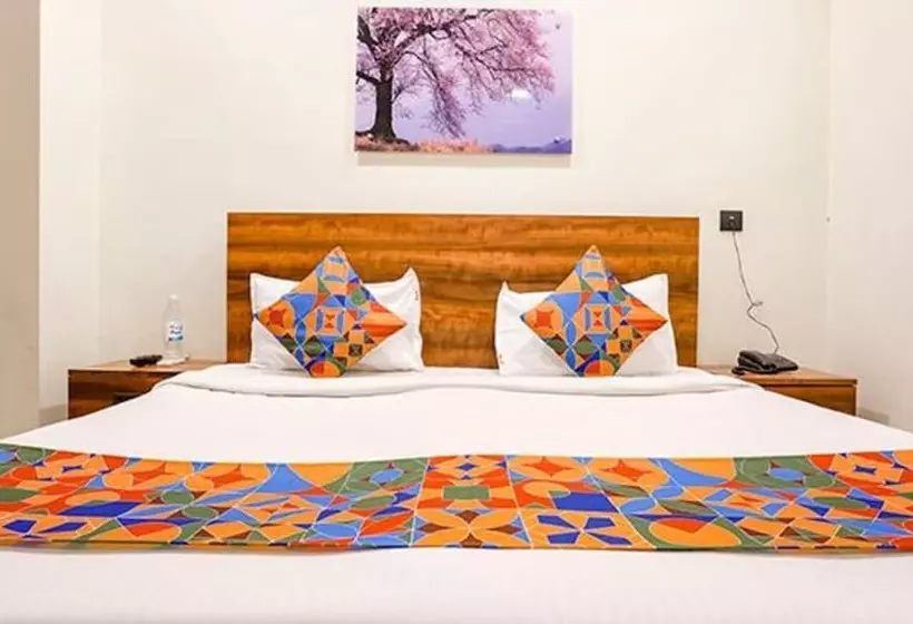Fabhotel Leo Pride
