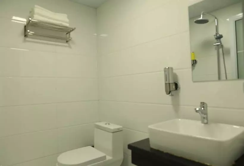 Geographer Hostel