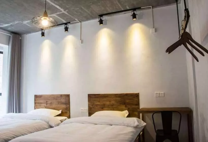 Geographer Hostel