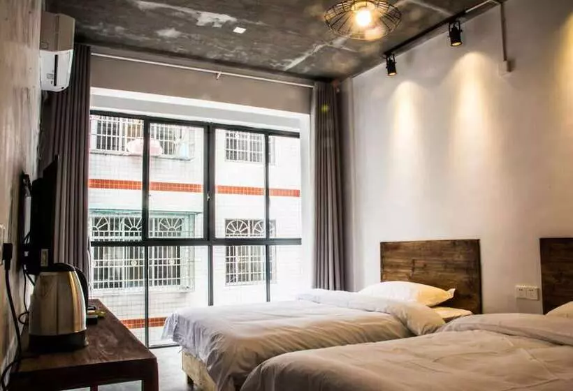 Geographer Hostel