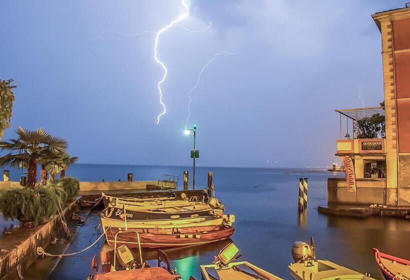 호텔 Atilius Adults Only