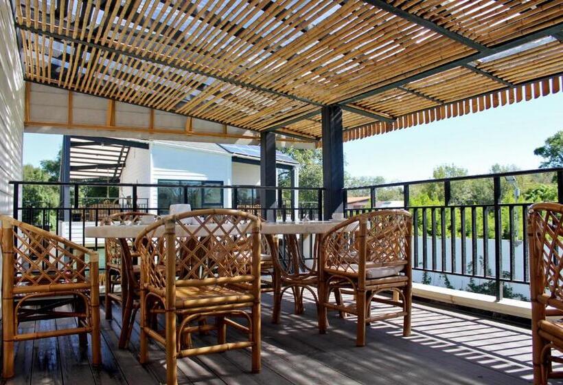 בית מלון כפרי Grand Gardenia