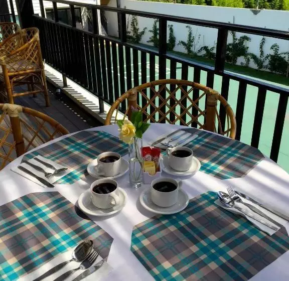 Hotelli Grand Gardenia