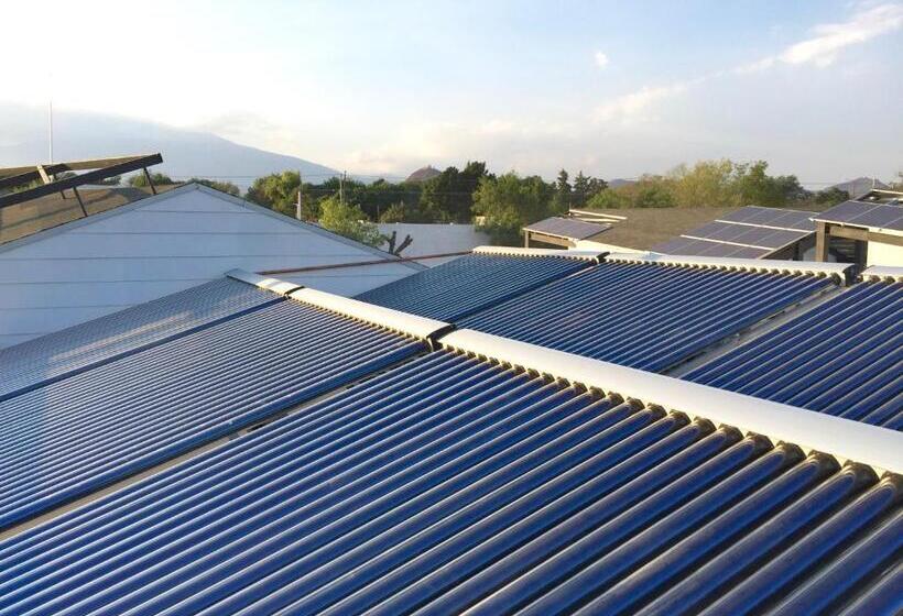 בית מלון כפרי Grand Gardenia