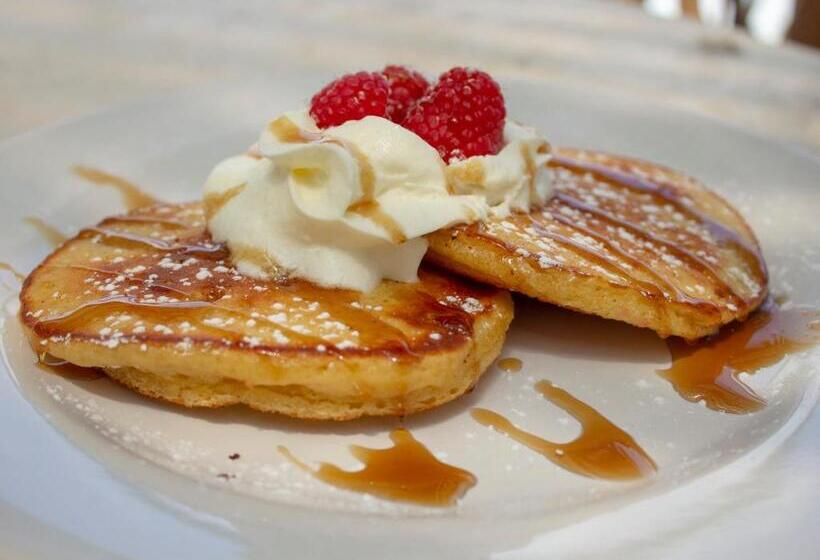 בית מלון כפרי Grand Gardenia