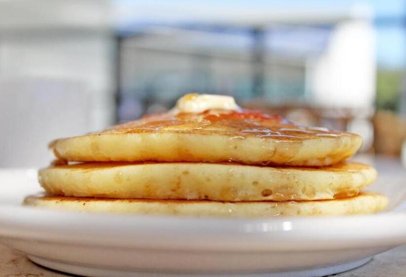 בית מלון כפרי Grand Gardenia