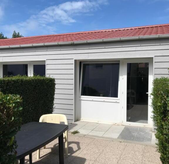 בית מלון כפרי Chez Mireille Reingam Park