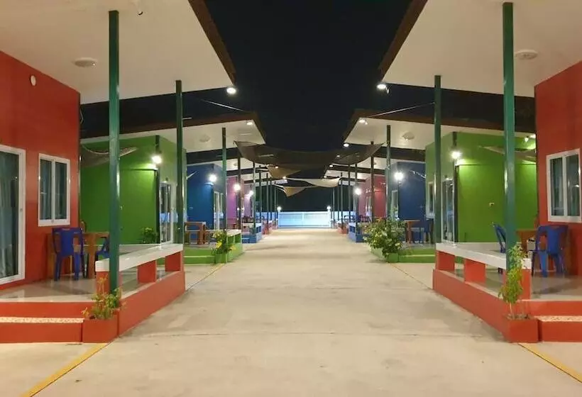 Piarnsri Resort