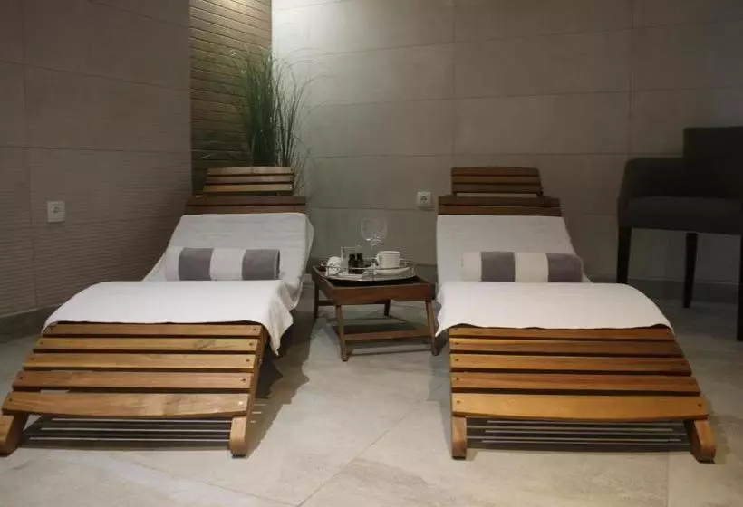 Beach Hotel Božikovina