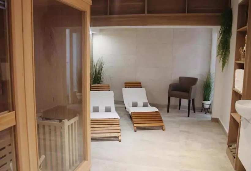 Beach Hotel Božikovina