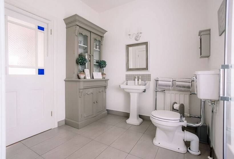 Aamiaismajoitus (B&B) Bay Tree Cottage