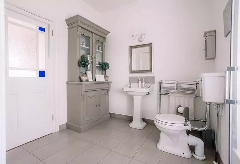 Aamiaismajoitus (B&B) Bay Tree Cottage