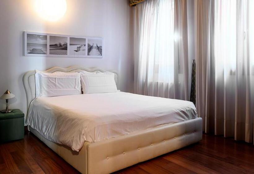 Nocleg ze śniadaniem Casanova Fourrooms