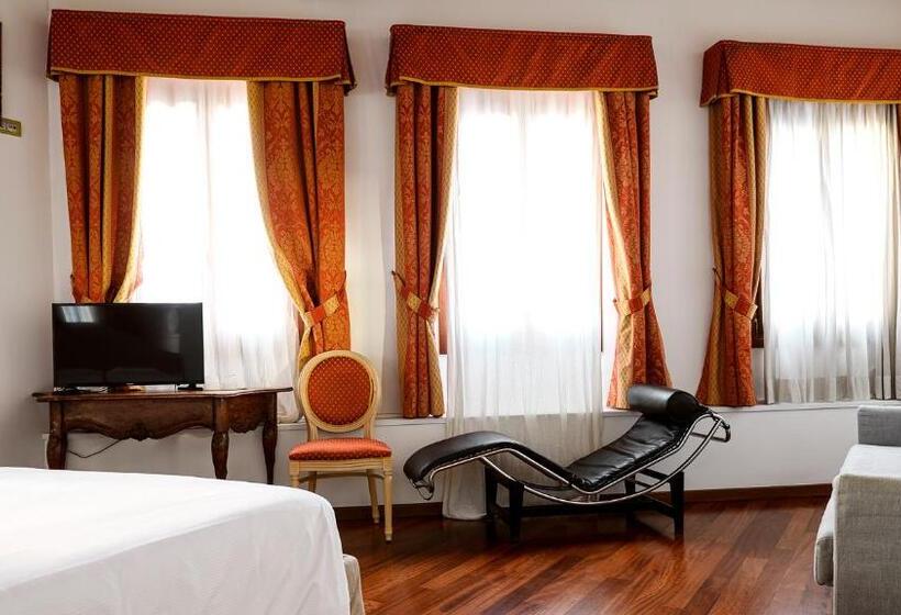 Nocleg ze śniadaniem Casanova Fourrooms