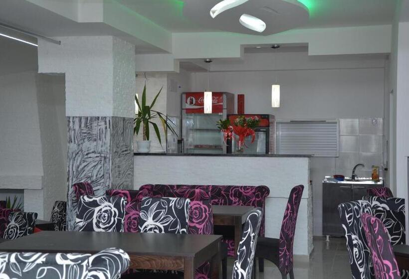 تختخواب و صبحانه Prenociste Bojan 017