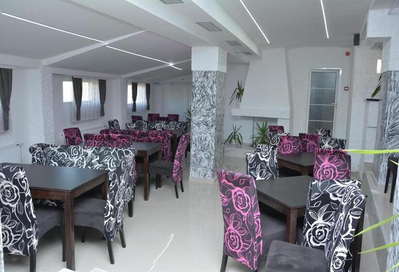 تختخواب و صبحانه Prenociste Bojan 017