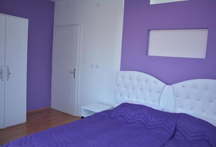 تختخواب و صبحانه Prenociste Bojan 017