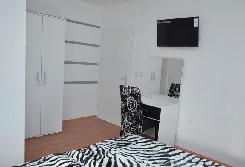 تختخواب و صبحانه Prenociste Bojan 017