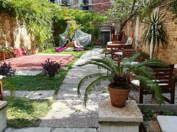 تختخواب و صبحانه Venezia Naturalmente