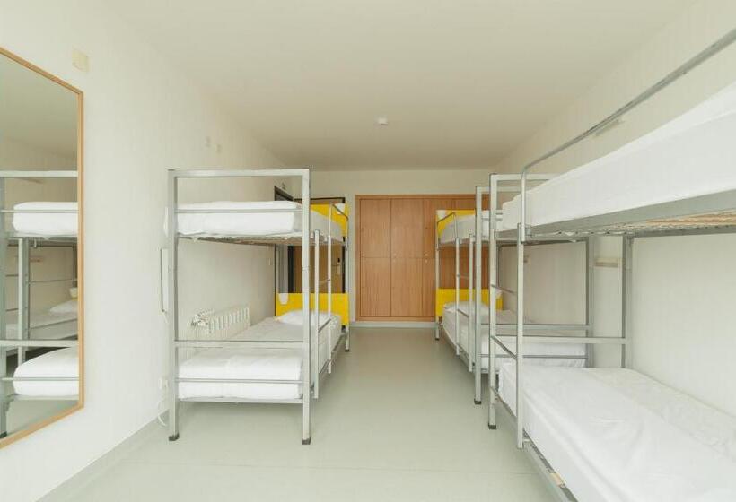 Hi Arrifana Destination Hostel