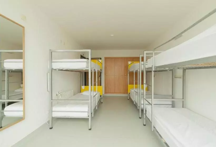 Hi Arrifana Destination Hostel