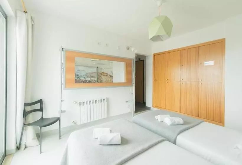 Hi Arrifana Destination Hostel