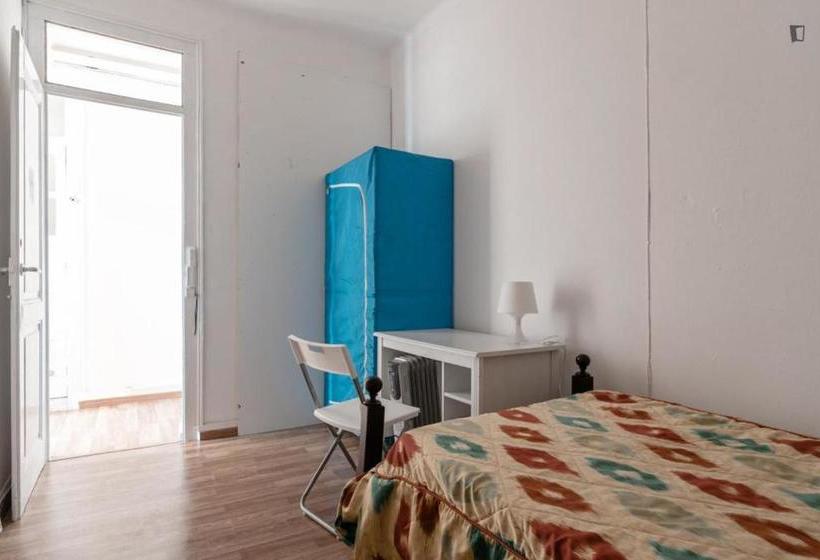 هتل Come Inn Lisbon Penha De França