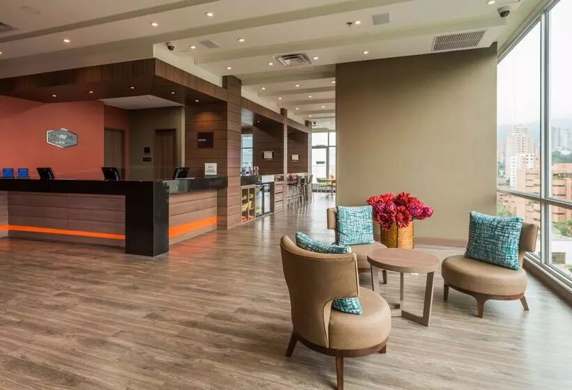 Hotel Hampton By Hilton Bogota Airport