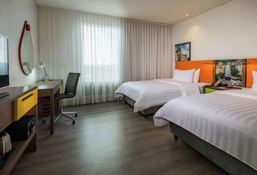 Hotel Hampton By Hilton Bogota Airport