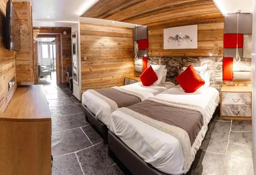 Hotelli Hôtel Alpina & Spa   Restaurant Oxalis