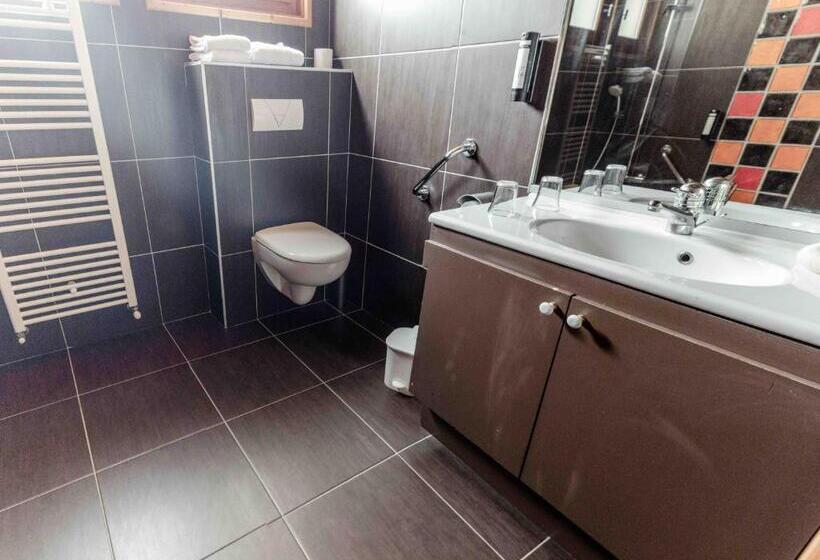 בית מלון כפרי Hôtel Alpina & Spa   Restaurant Oxalis