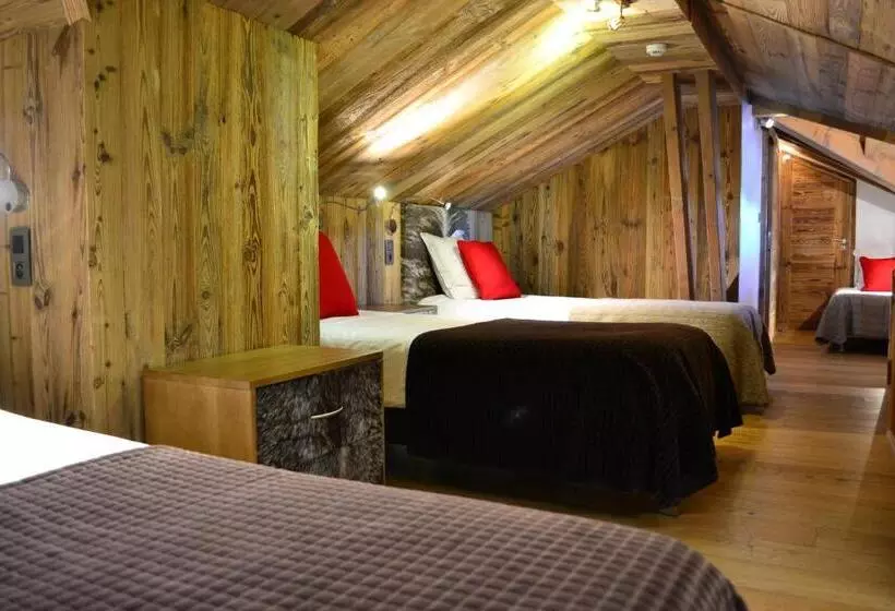 Hotelli Hôtel Alpina & Spa   Restaurant Oxalis