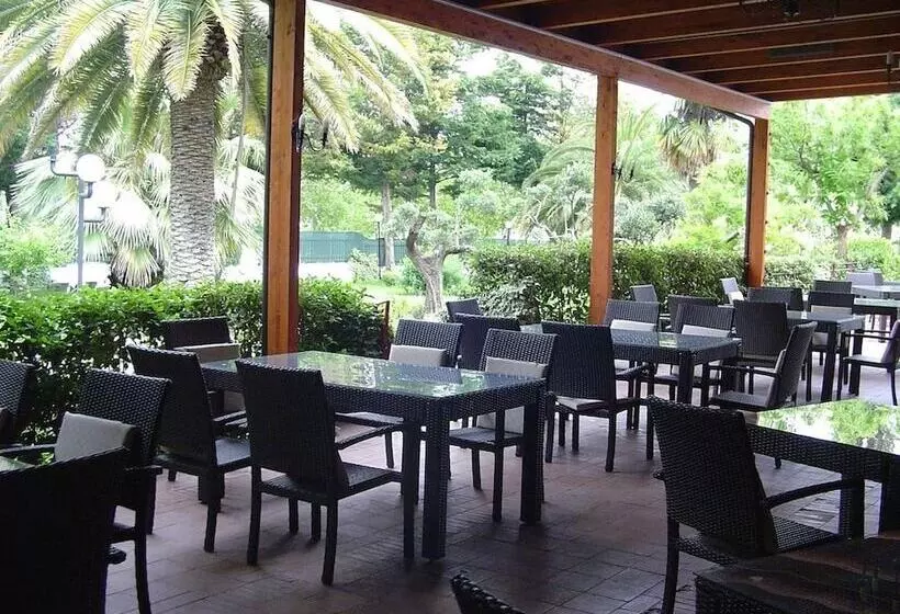 ホテル Ristorante Venusia