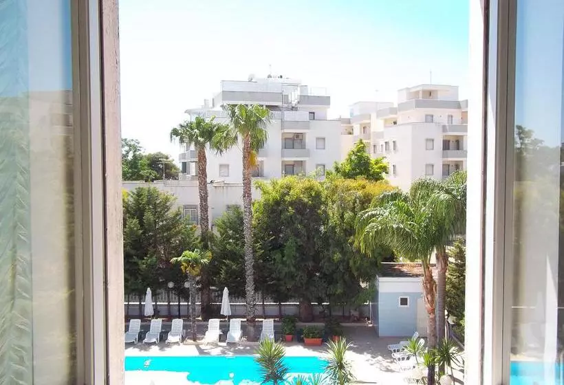 Hotel Rivabella