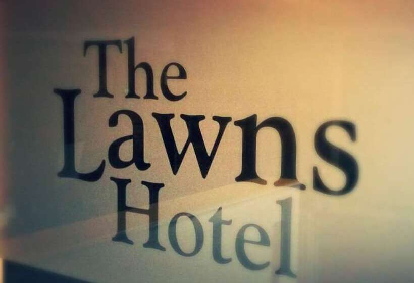هتل The Lawns