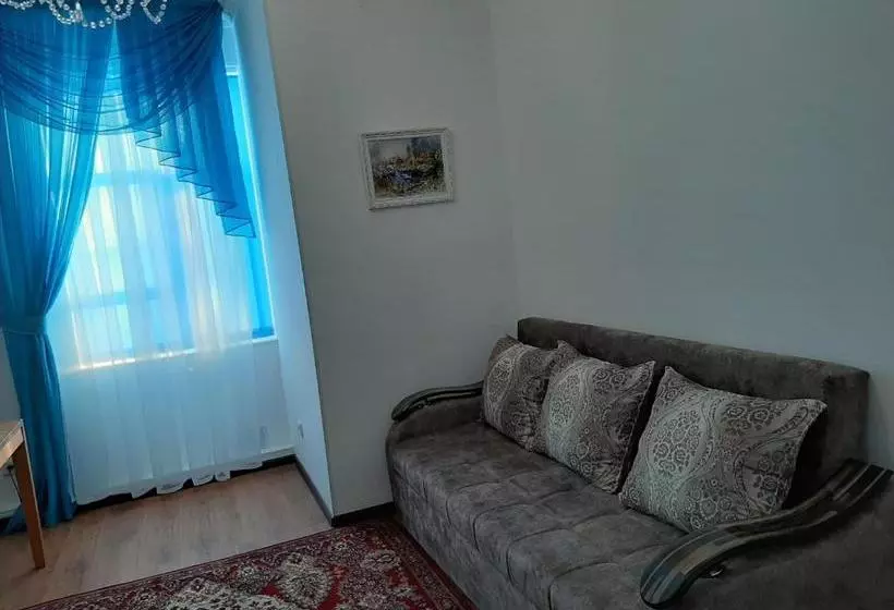 هتل ваyan