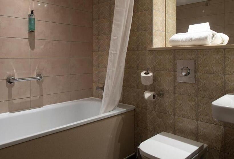 Sandford House Hotel Wetherspoon