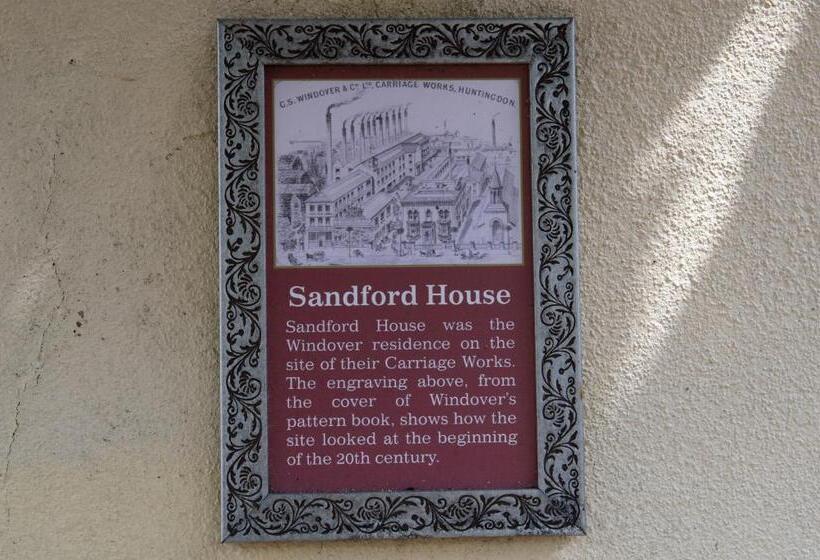 Sandford House Hotel Wetherspoon
