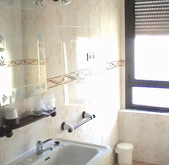 هاستل Hostal Carazo