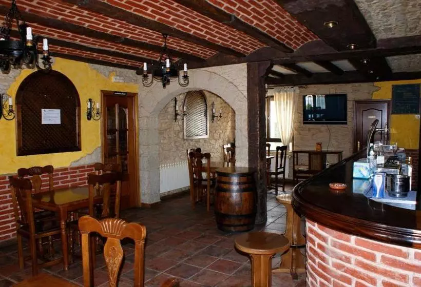 هاستل Hostal Carazo