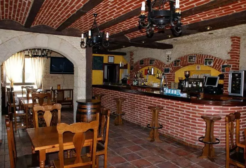 هاستل Hostal Carazo