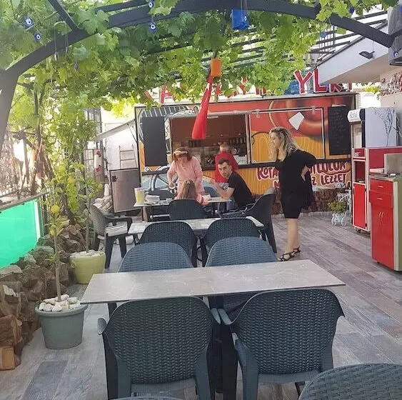 ベッドアンドブレックファースト Balim Sultany