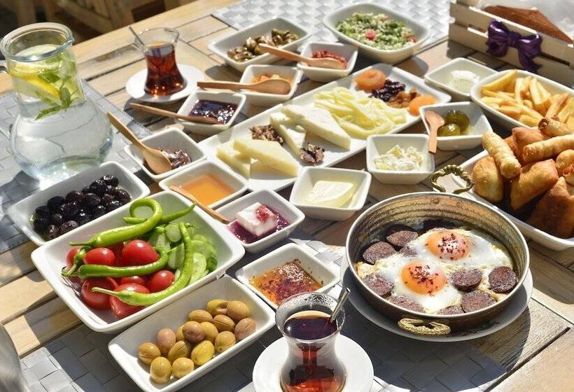 تختخواب و صبحانه Balim Sultany