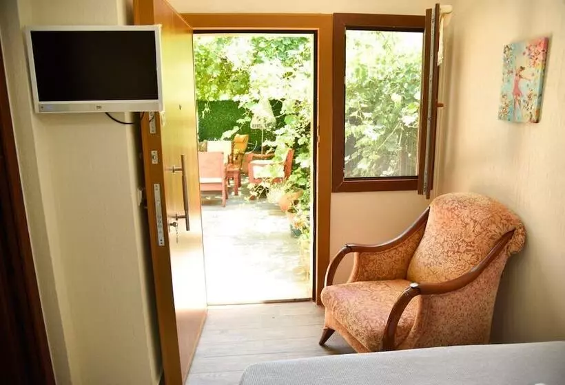 ベッドアンドブレックファースト Balim Sultany