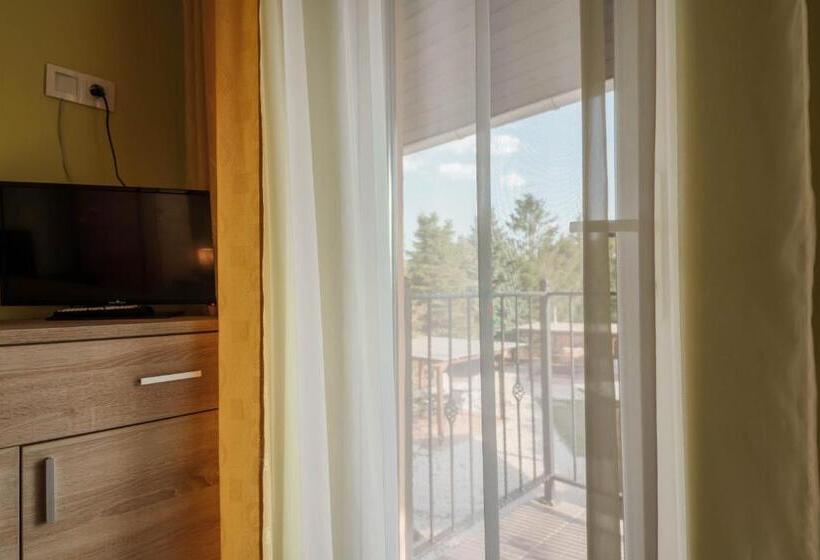 ベッドアンドブレックファースト Garden Vendégház Makó