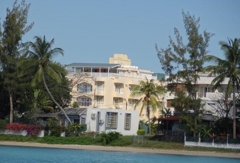 تختخواب و صبحانه Le Blues