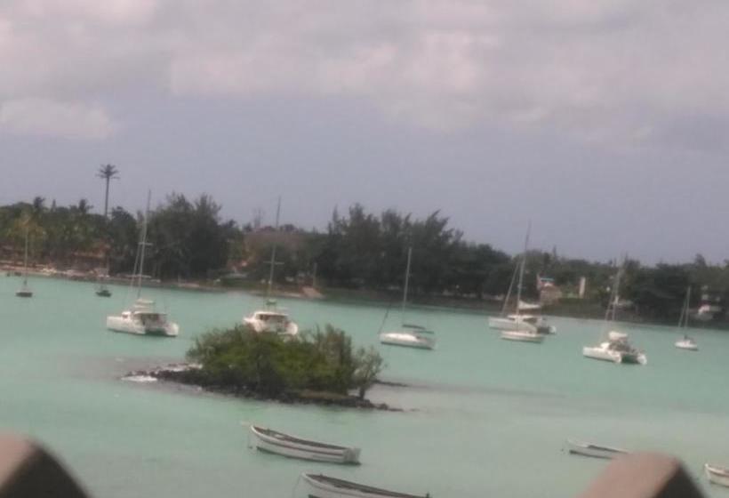 تختخواب و صبحانه Le Blues